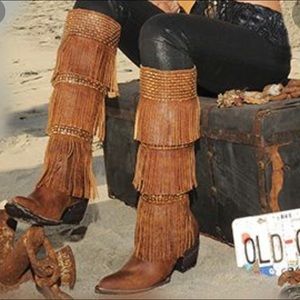 Old Gringo leather boot with fringe and gold 9